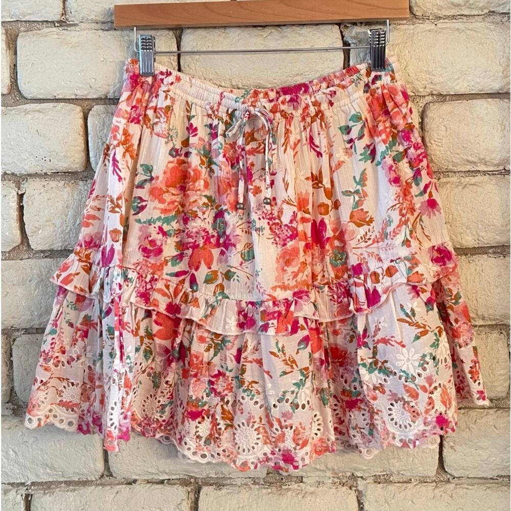 Angie Floral Ruffle Tiered Mini Skirt with Eyelet Lace Hem Size Junior Large
